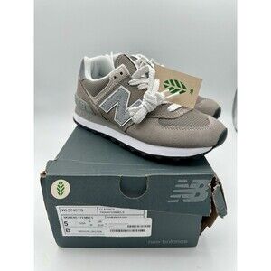 NEW New Balance classic 574 core sneakers shoes womens US 5 / men US 3.5  EUR 35
